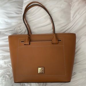 Dooney & Bourke Quincey Beacon Tote